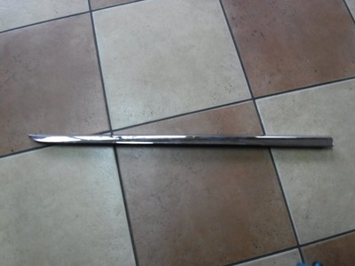 Молдинг двері bmw g11 нижня права 51137364356 фото №1