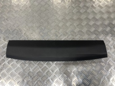 Защита накладка крышки багажника toyota rav4 v 19- 3t3 фото №1