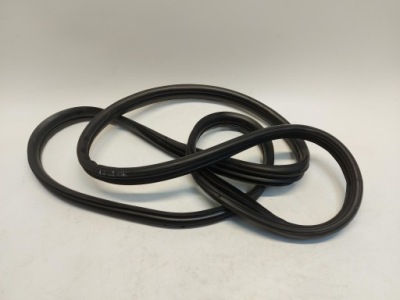 Honda hr-v iii ehev, 2022r. прокладка правый перед фото №1