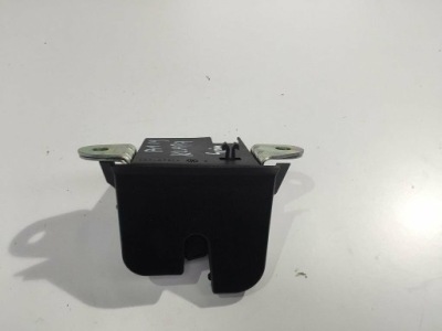 Audi a1 ii 2019 82a замок кришки багажника задня фото №1