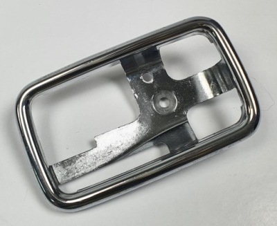 Защита корпус рамка ручка дверь mercedes w115 108766011 фото №1