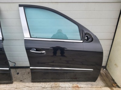 Mercedes ml w164 дверь правое передние правый перед фото №1