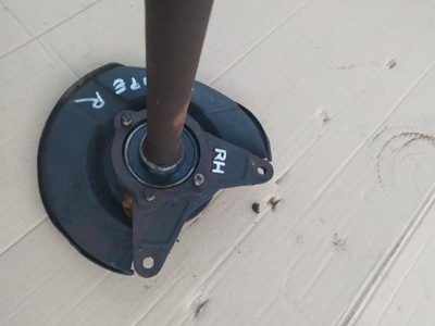 Isuzu trooper 2,8td привідний вал задня права 86-94 фото №1