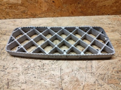 Підніжка підніжка кабіни правий верхній scania r 2007 фото №1