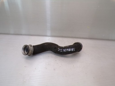 Труба шланг пабтрубок  воды 2.2 cdi mercedes w212 2125018282 фото №1