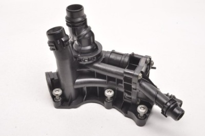 Ford tourneo connect mk3 2.0 eco корпус термостата 05l121111n фото №1