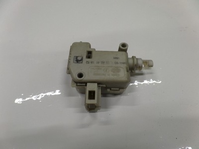 Smart fortwo 450 привод крышка заливной топлива фото №1