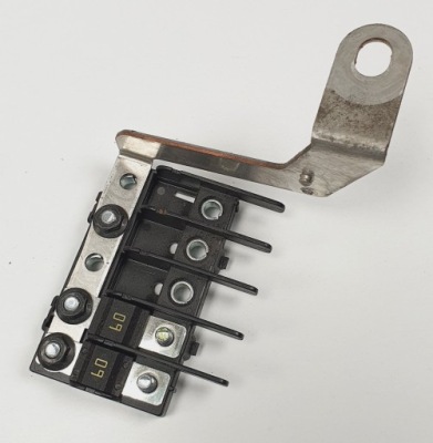 Предохранитель главный volvo xc90 i 2.4 d5 фото №1