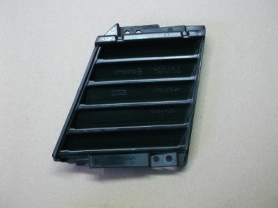 Toyota yaris iii 11 - решётка бампера перед фото №1