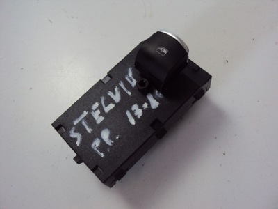 Панель окон правый перед alfa romeo stelvio 2016- фото №1