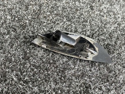 Mini cooper r50 заглушка розпилювача лампи права фото №1