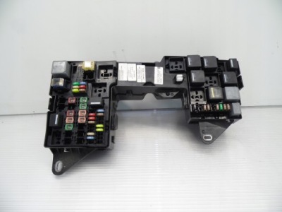 Коробка запобіжників jaguar xf ax2314290 фото №1