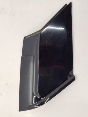 Land rover evoque накладка правого стойка задняя фото №1