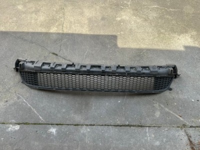 Renault trafic iii vivaro ii 2014- решётка решётка радиатора бампера перед 622544919r фото №1