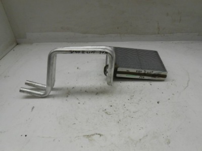 Volvo v40 ii lift радиатор отопителя 18476ab 6652a фото №1