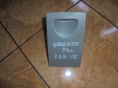 Kia sorento 3.5 v6 04' заглушка бардачок фото №1