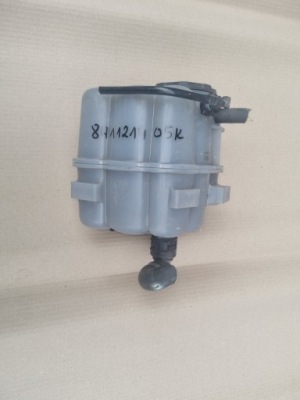 Audi a4 b9- бачок розширювальний фото №1