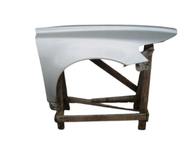 Volvo s40 2 ii lift 07- крила правий перед 426-26 фото №1