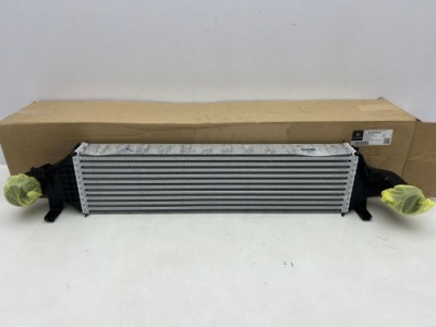 Mercedes w246 w117 w176 интеркулер радиатор воздуха оригинал n фото №1