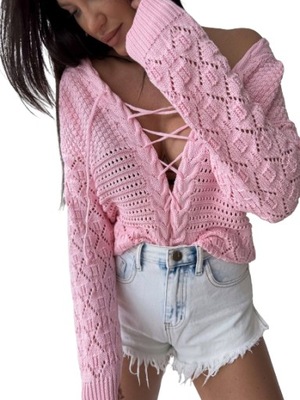 Sweter By Me Sunny - z wiązaniem jasny róż