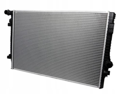 Радиатор воды vw passat b8 2015 - фото №1