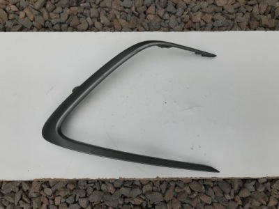 Toyota camry 8 viii правая молдинг бампера перед lift 2021- фото №1