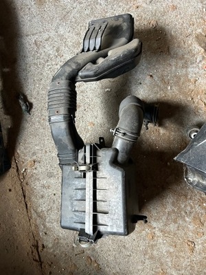 Mitsubishi asx 1.6 бензин корпус фильтра воздуха воздухозаборник труба впуск фото №1