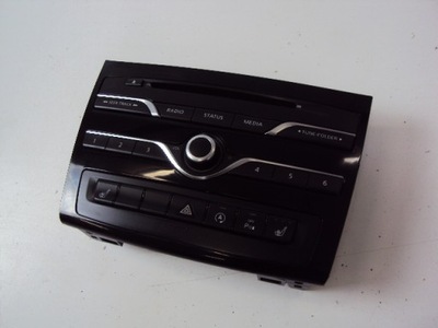 Панель радио infiniti q30s 2.2 d 16r фото №1