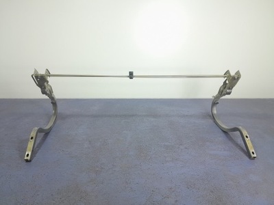 Opel astra j sedan петлі задній кришки z41w фото №1