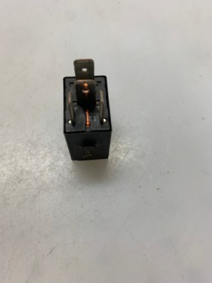 Реле mercedes 0025421119 фото №1