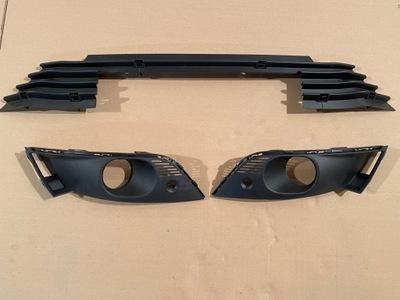 Renault megane iv решётка средняя левая правая фото №1