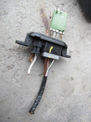 Dacia lodgy dokker lift 2017 r. резистор фото №1