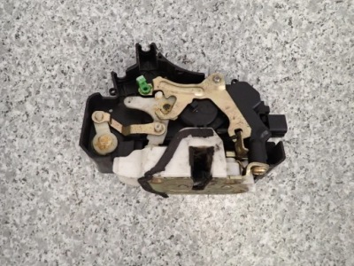 Mitsubishi colt 3d 5d 04- cz3 замок двері передніх лівих europa фото №1