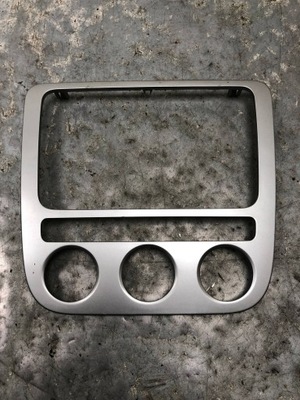 Рамка радио vw scirocco 1q0858071f фото №1