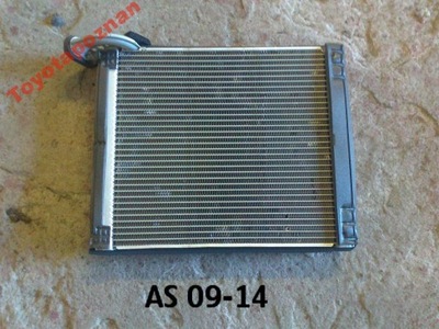 Avensis t27 радиатор конденсатор отопителя фото №1