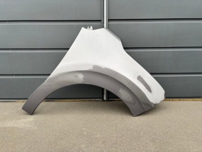 Citroen c3 iii крыло правый передний oryg. хороший !! фото №1