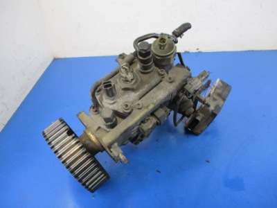 Mazda 323 bj 2.0d насос впрыскная rf4f13800 фото №1