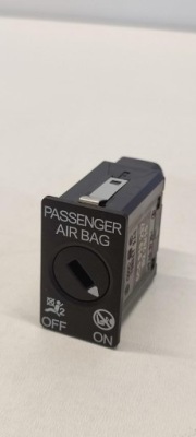 Skoda octavia iii переключатель подушка безопасности 5c5919237 фото №1