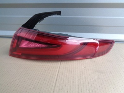 Alfa romeo giulia лампа задня права eu фото №1