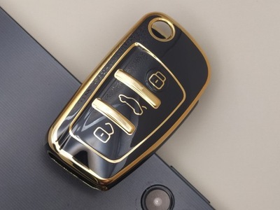 Чехол na ключ audi gold фото №1