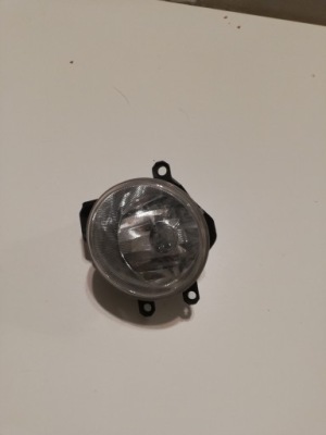 Протитуманна фара лівий toyota avensis verso yaris auris aygo фото №1