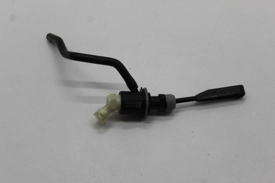 Dacia sandero ii помпа сцепления 306100394r фото №1