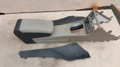 Тунель середній підлокітник vw passat b6 фото №1