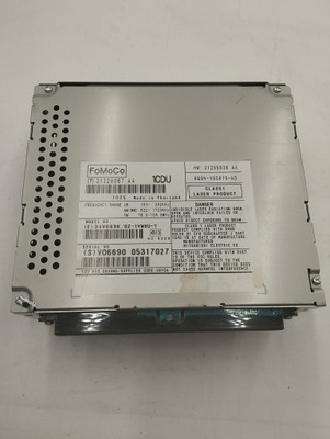 Volvo v70 панель / радиопроигрыватель cd/dvd/gps 31328067aa фото №1