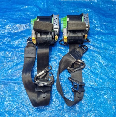 Audi a5 cabrio pas безопасности перед левый правый 8f1857705 фото №1