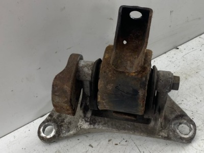 Honda crv cr-v ii 2.0 i-vtec кронштейн подушка коробки фото №1