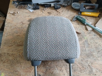 Suzuki grand vitara 1 5d подголовник фото №1