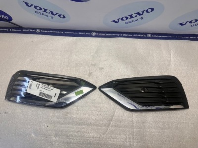 Volvo s60 v60 решётка бампера левая правая inscription фото №1