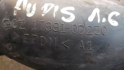 Труба повітря toyota auris 1.6 17881-0d230 фото №1