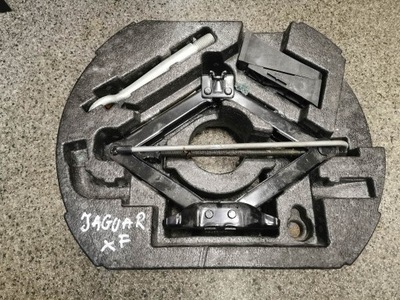 Вкладиш багажника домкрат jaguar xf фото №1